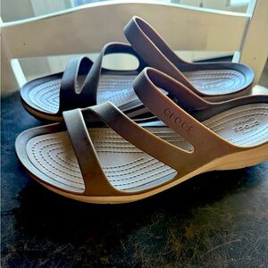 Crocs Comfort Sandals